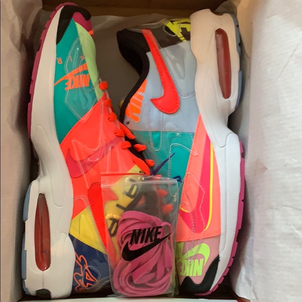 Nike AirMax2 Light QS